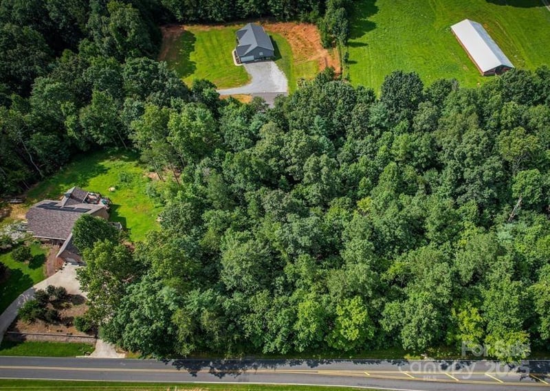 3994 Seitz Rd, Morganton, NC 28655