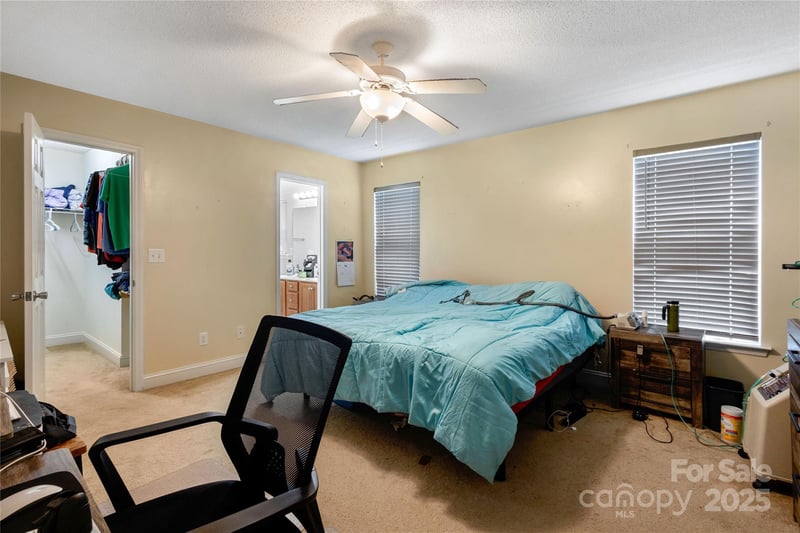 1198 Middleton Dr, Creedmoor, NC 27522