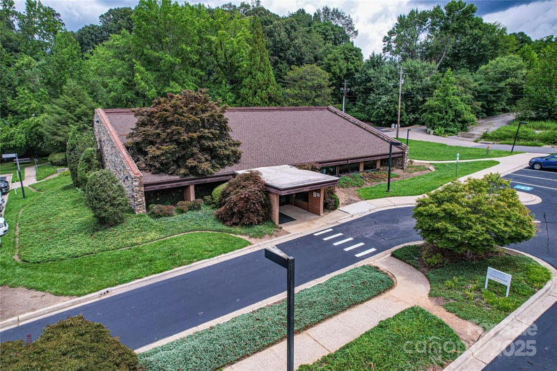 14 Mcdowell St, Asheville, NC 28801