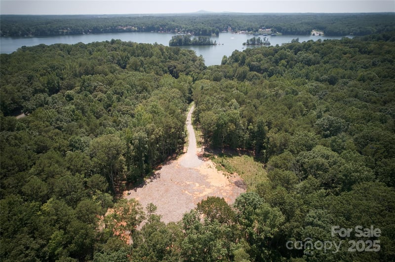 463 Laurel Cove Rd, Statesville, NC 28677