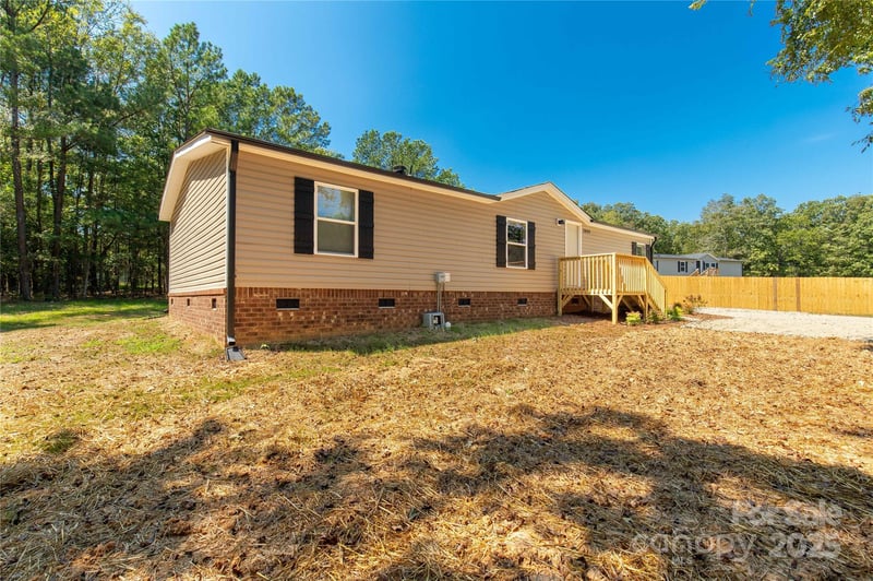 2009 Sugar Hill Rd, York, SC 29745