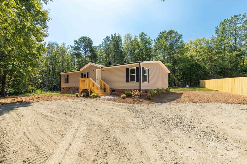 2009 Sugar Hill Rd, York, SC 29745