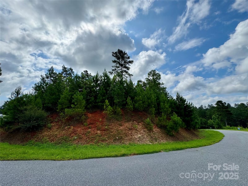 2039 Lake Vista Dr #38, Connelly Springs, NC 28612