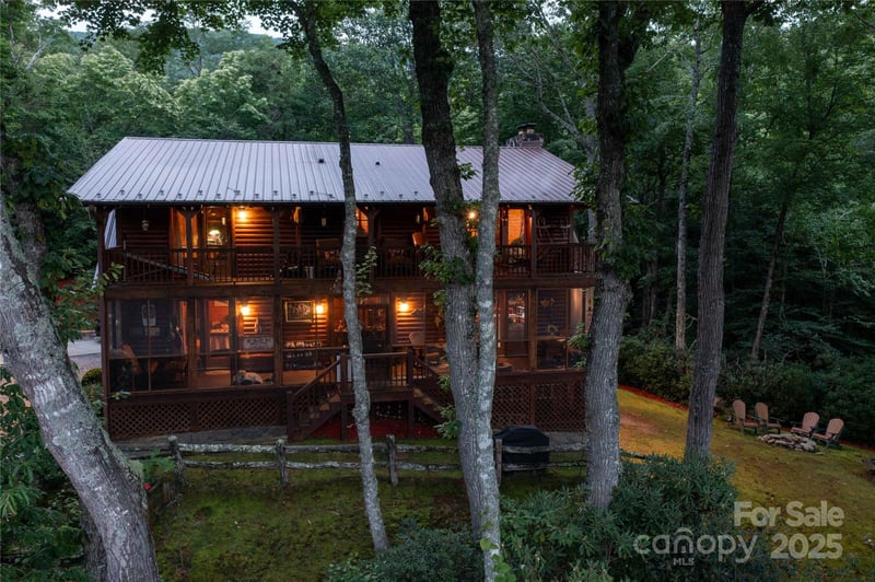 238 Falling Water Dr, Burnsville, NC 28714
