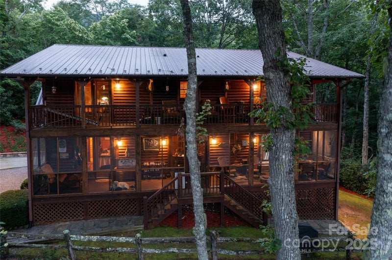 238 Falling Water Dr, Burnsville, NC 28714
