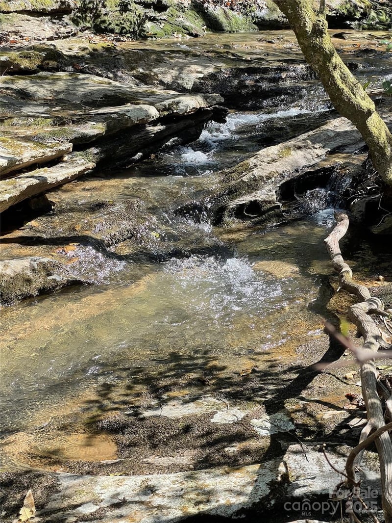Green Creek Dr, Tryon, NC 28782