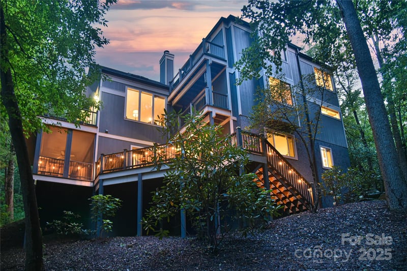 409 North Fork Rd, Black Mountain, NC 28711