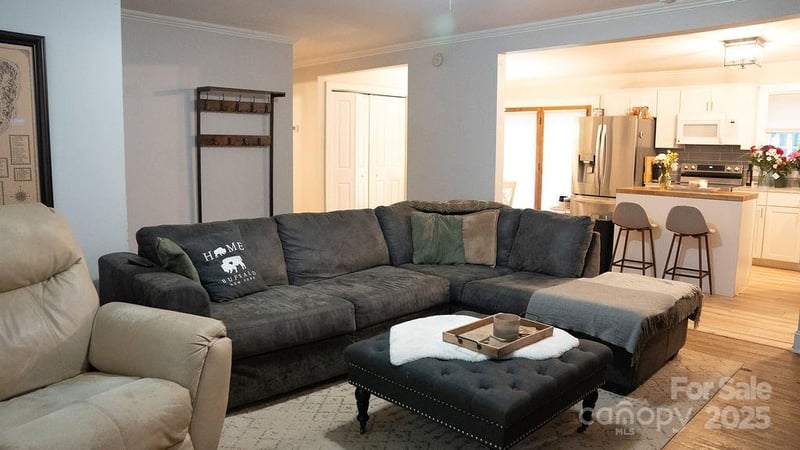 1700 Oakwood Ave, Kannapolis, NC 28081