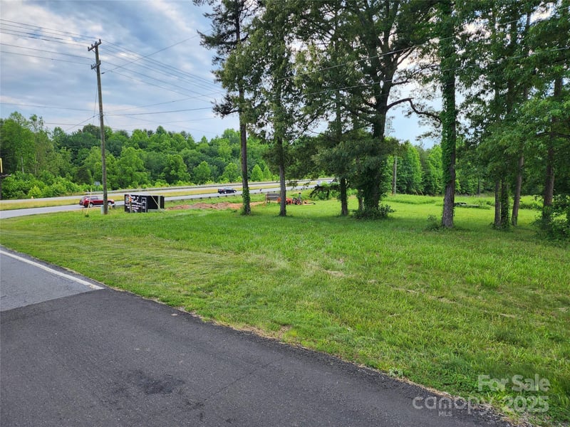 000 Us Highway 421 Hw, Wilkesboro, NC 28697