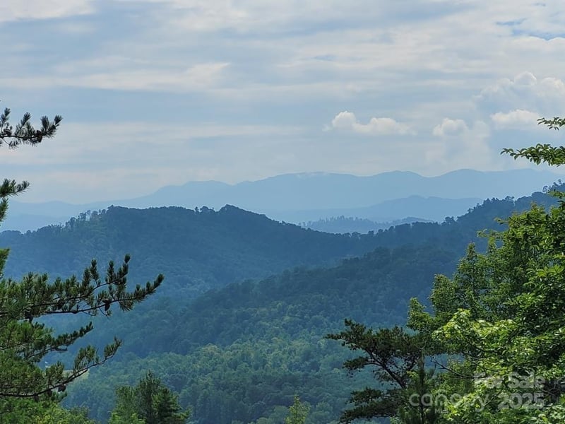 Oconee Dr, Marion, NC 28752