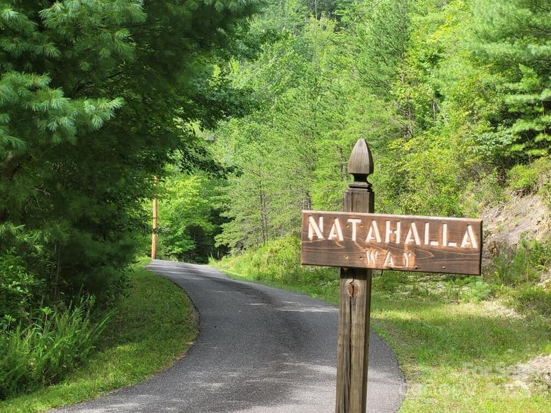 Oconee Dr, Marion, NC 28752