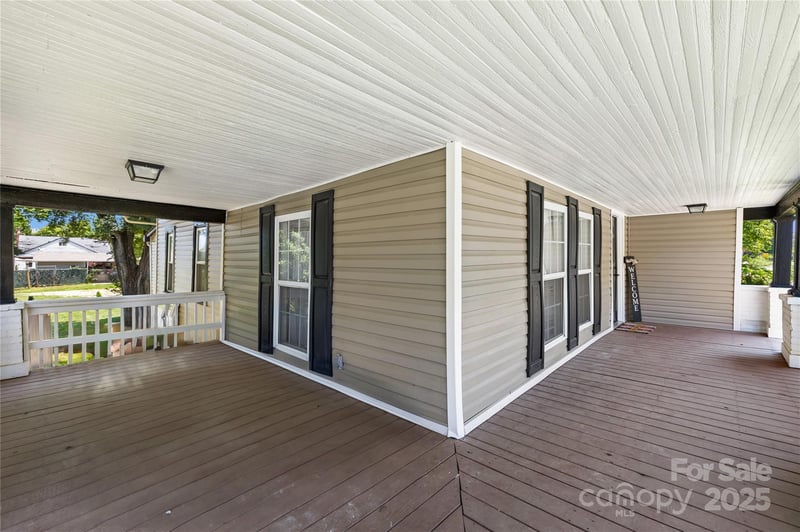 911 Wilson W Lee Blvd, Statesville, NC 28677