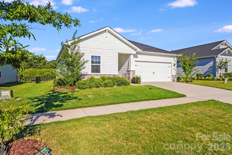 1340 Sweet Pea St, Monroe, NC 28110