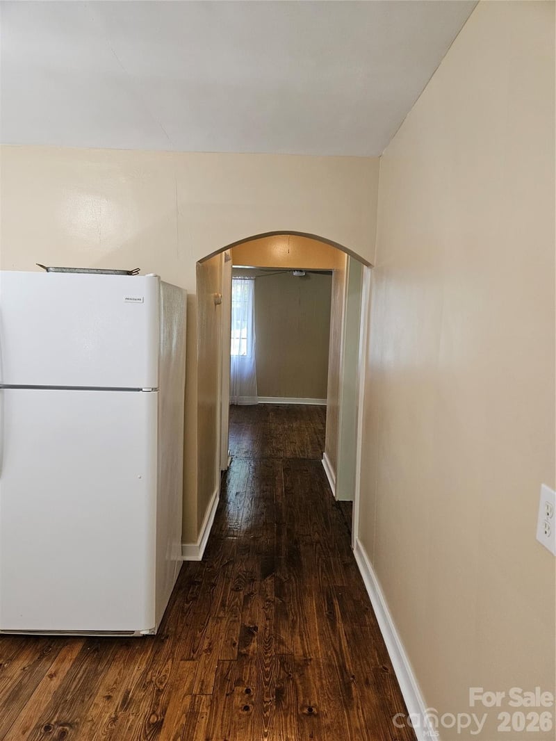 72 Mills Gap Rd, Asheville, NC 28803