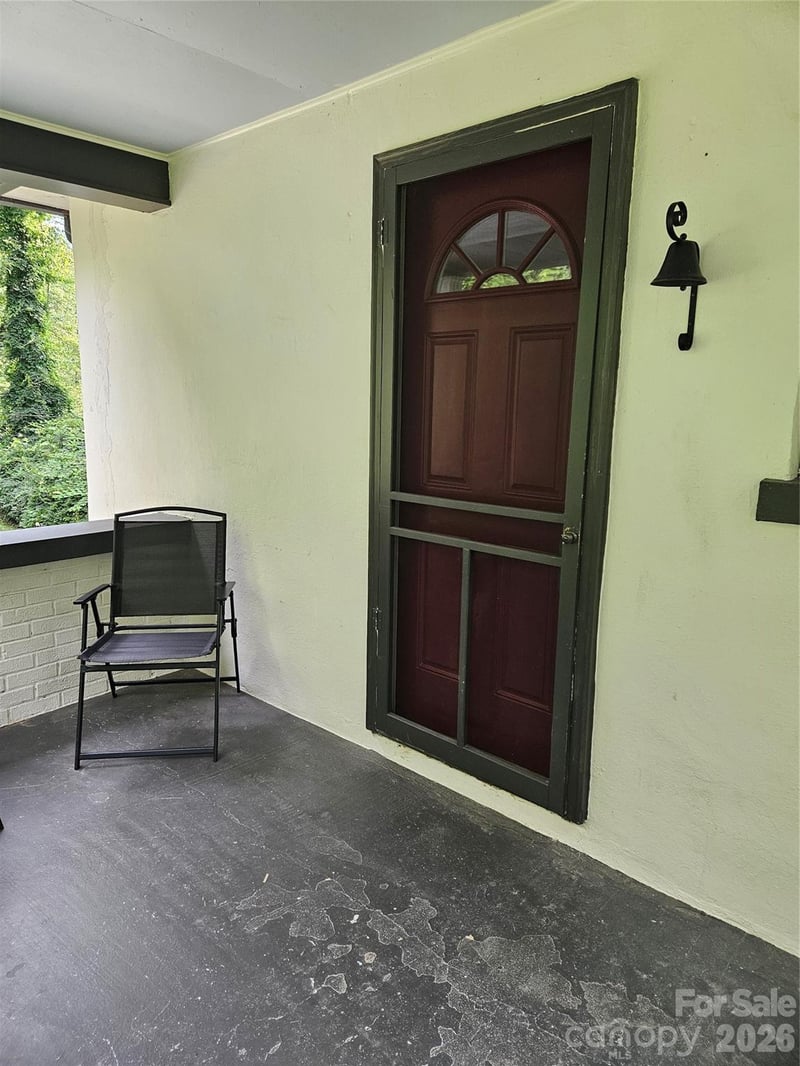 72 Mills Gap Rd, Asheville, NC 28803