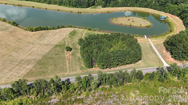 4488 Mirror Lake Dr, Catawba, NC 28609