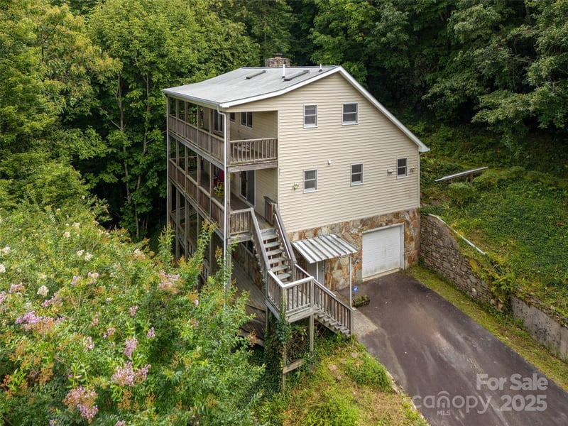 94 Marcellina Dr #10 & 12, Fairview, NC 28730