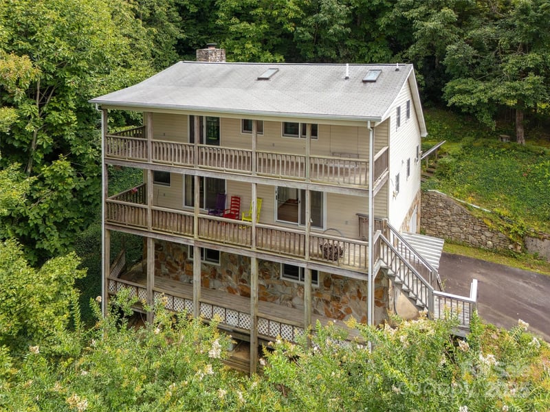 94 Marcellina Dr #10 & 12, Fairview, NC 28730