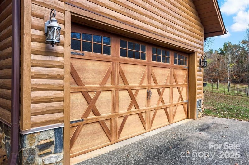 163 Gypsy Mountain Rd, Marion, NC 28752