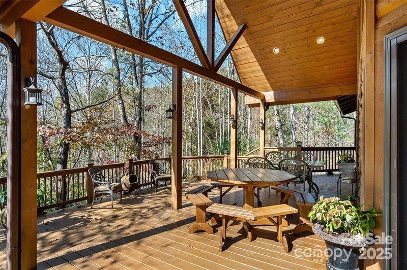 163 Gypsy Mountain Rd, Marion, NC 28752