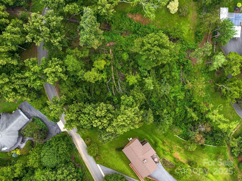 99999 Windsor Rd, Asheville, NC 28804