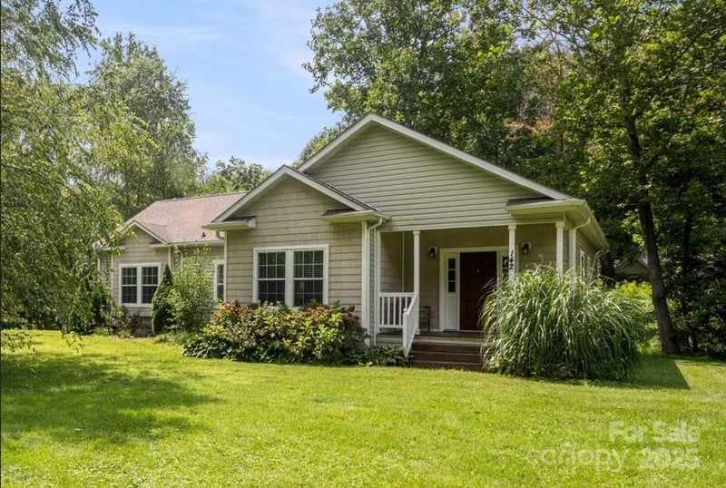 142 Pinners Cove Rd, Asheville, NC 28803