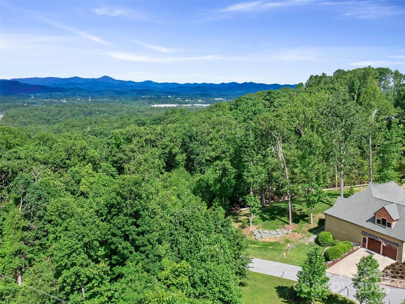 99999 Millbrae Loop, Hendersonville, NC 28791