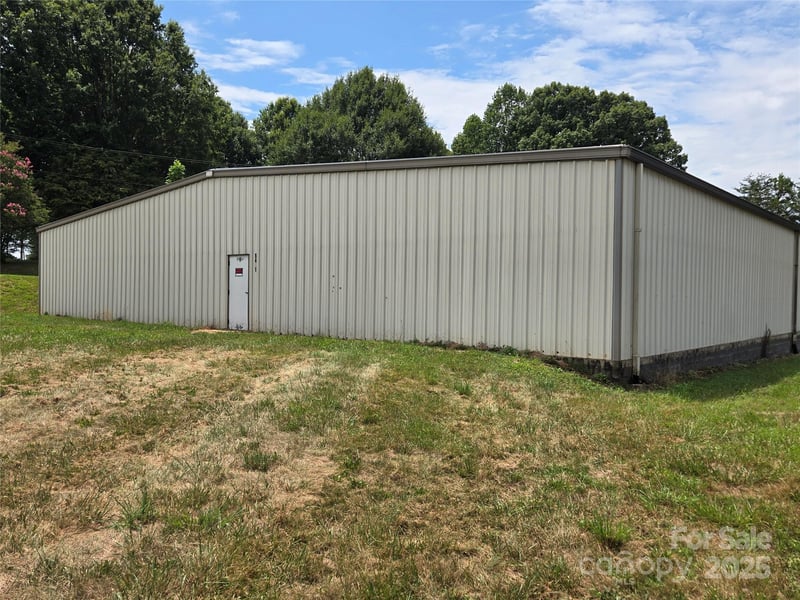 5481 Herman Rd, Claremont, NC 28610