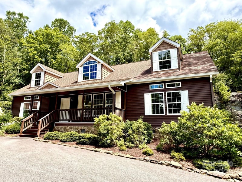 7230 Hideaway Ln, Newland, NC 28657