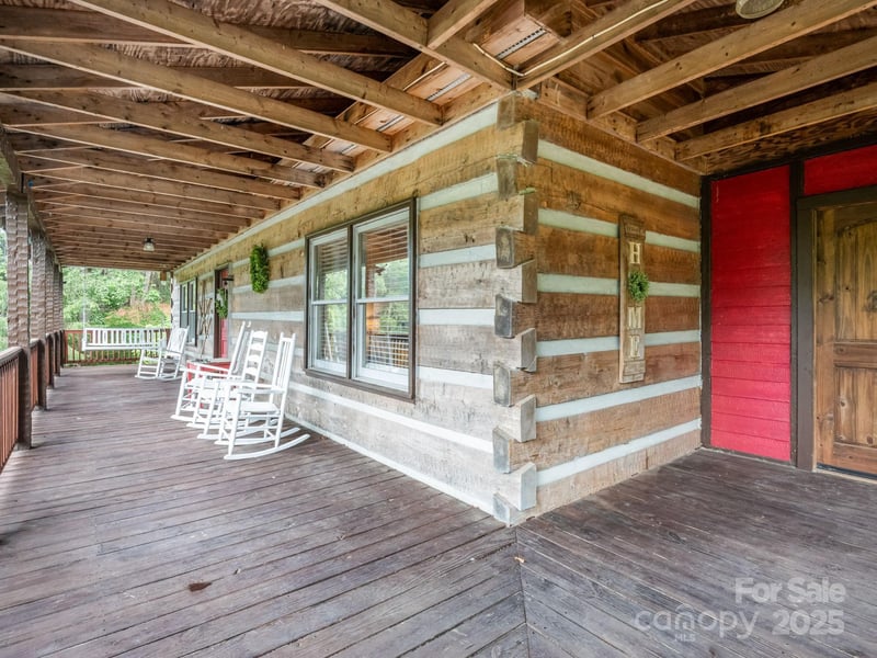 1145 Bearwallow Mountain Rd, Hendersonville, NC 28792