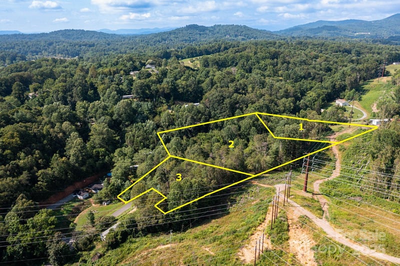 99999 Flynn Branch Rd #2, Asheville, NC 28804