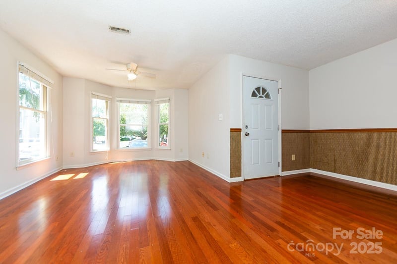 7330 Rose Terrace Ct, Charlotte, NC 28215