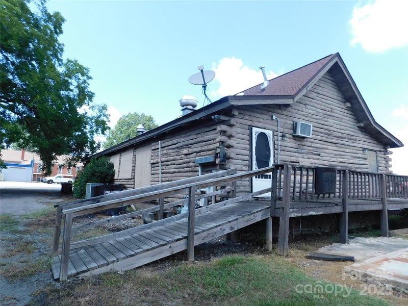 119 Main St, Stanley, NC 28164