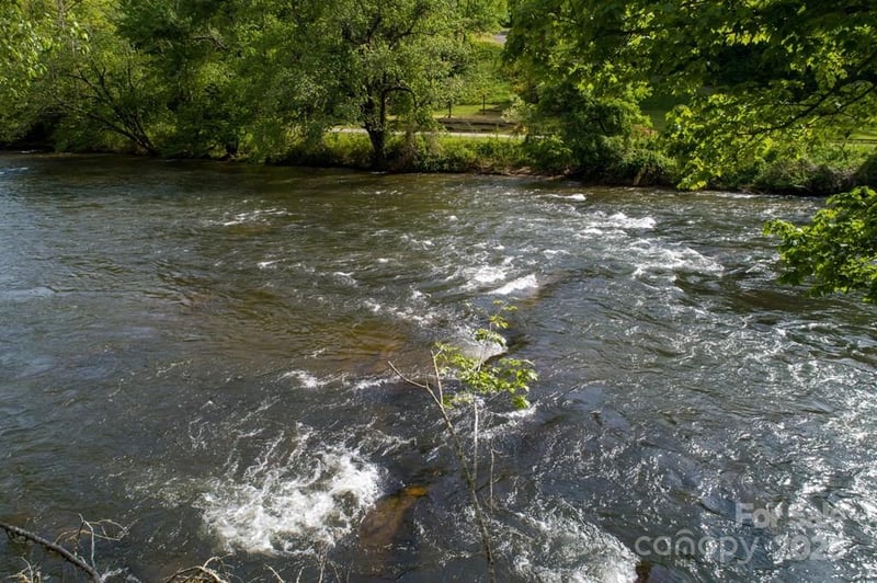 316 River Club Dr #3, Cullowhee, NC 28723