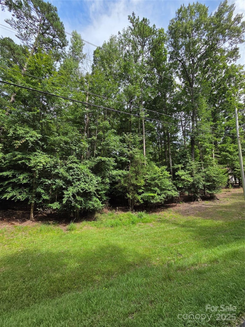 242 Creswell Rd, Mount Gilead, NC 27306