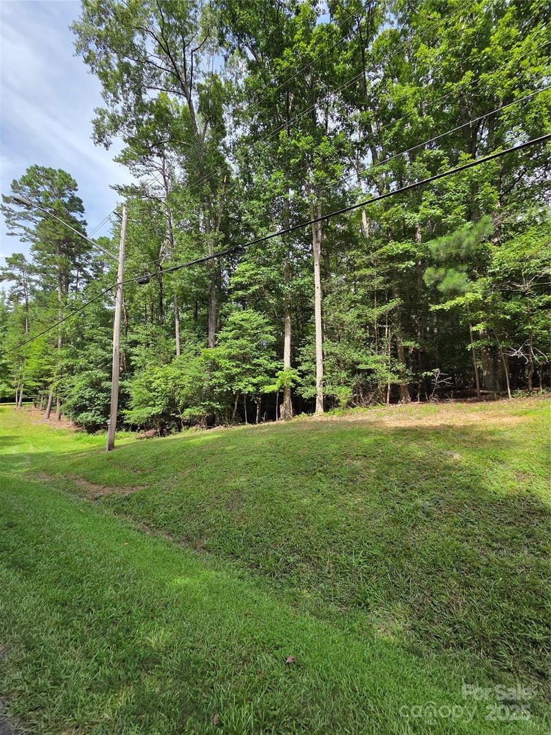 242 Creswell Rd, Mount Gilead, NC 27306