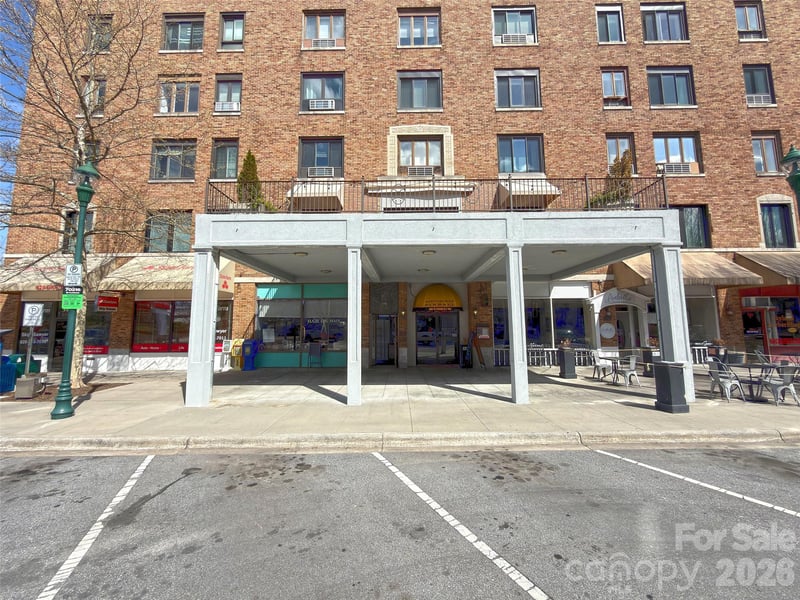 538 Main St #305-308, Hendersonville, NC 28792