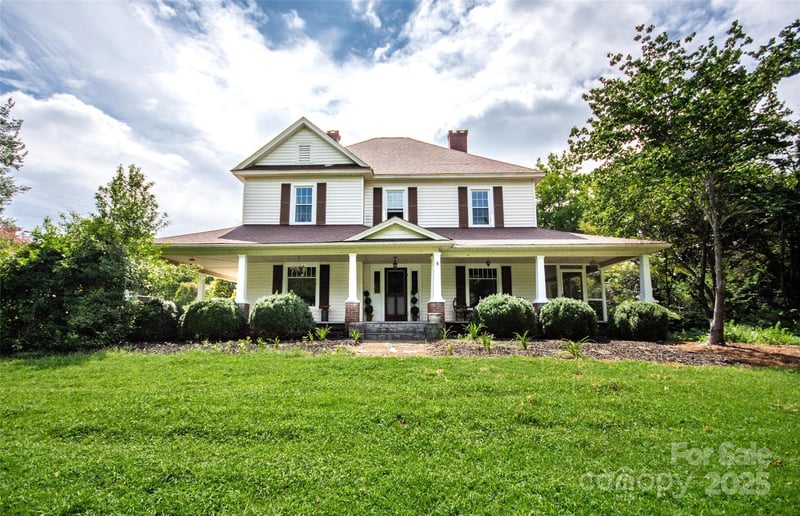10245 Cool Springs Rd, Woodleaf, NC 27054