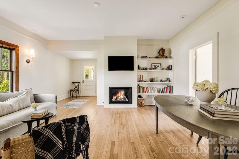 227 Lawson St, Hot Springs, NC 28743
