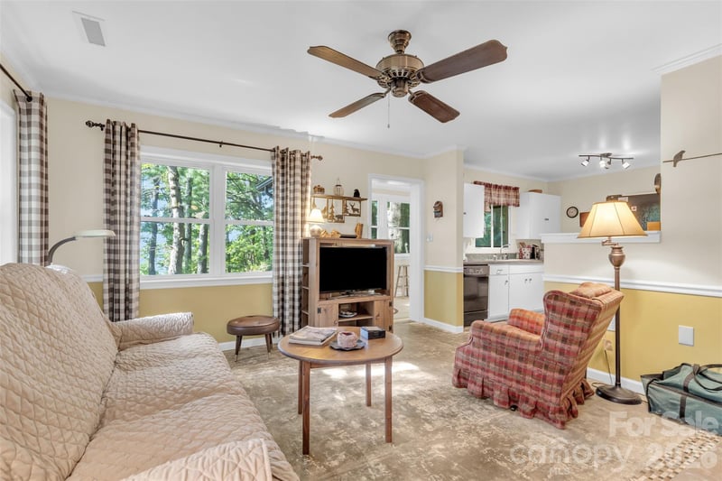 3605 Skyuka Mountain Rd, Columbus, NC 28722