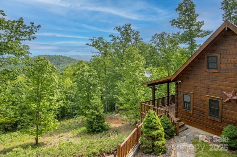 186 Black Ridge Dr, Bostic, NC 28018