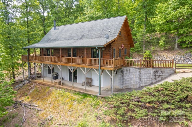 186 Black Ridge Dr, Bostic, NC 28018
