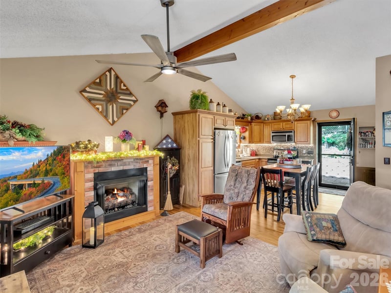 346 Wendy Way, Clyde, NC 28721