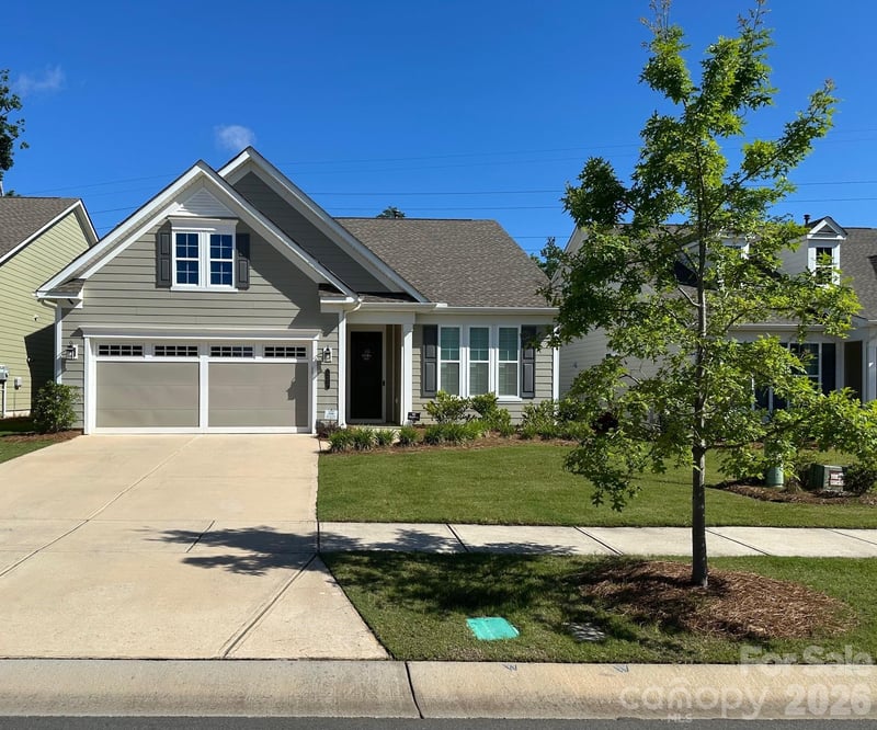 12417 Old Iron Ln, Charlotte, NC 28215