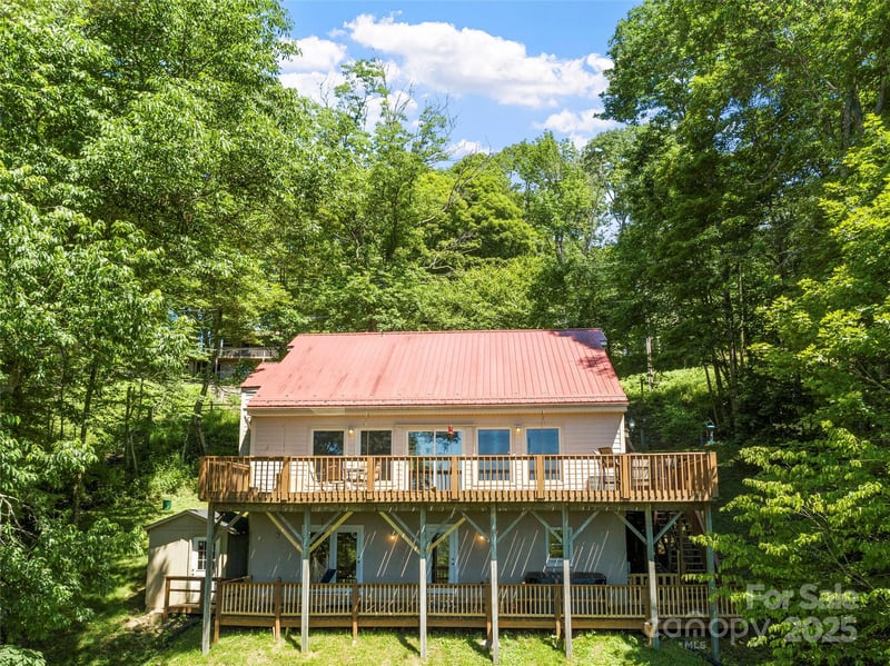 894 Mckinney Gap Dr, Mars Hill, NC 28754