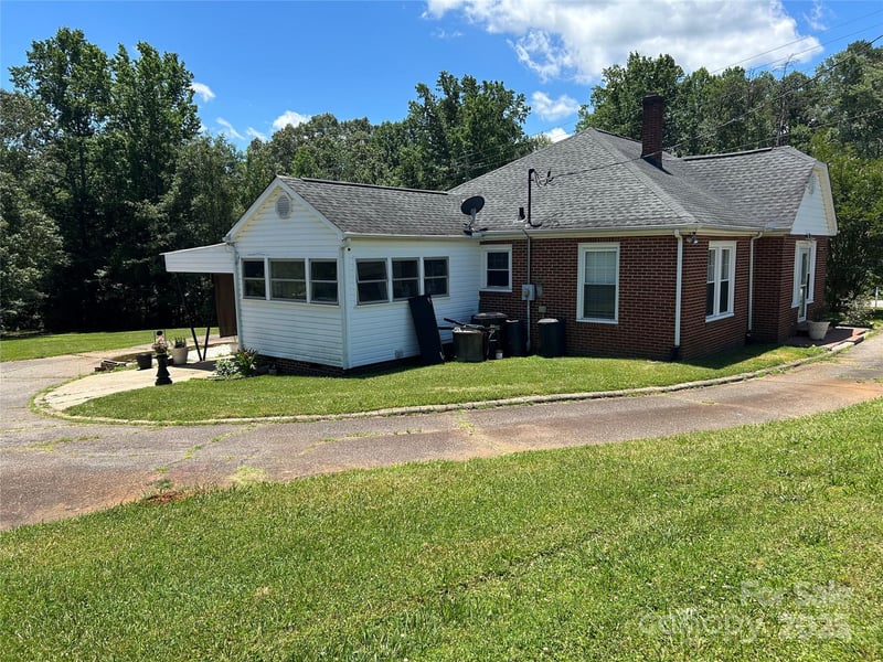 1349 Us 221 Hw, Rutherfordton, NC 28139