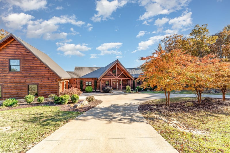 1220 Sierra Trace Rd, Denton, NC 27239