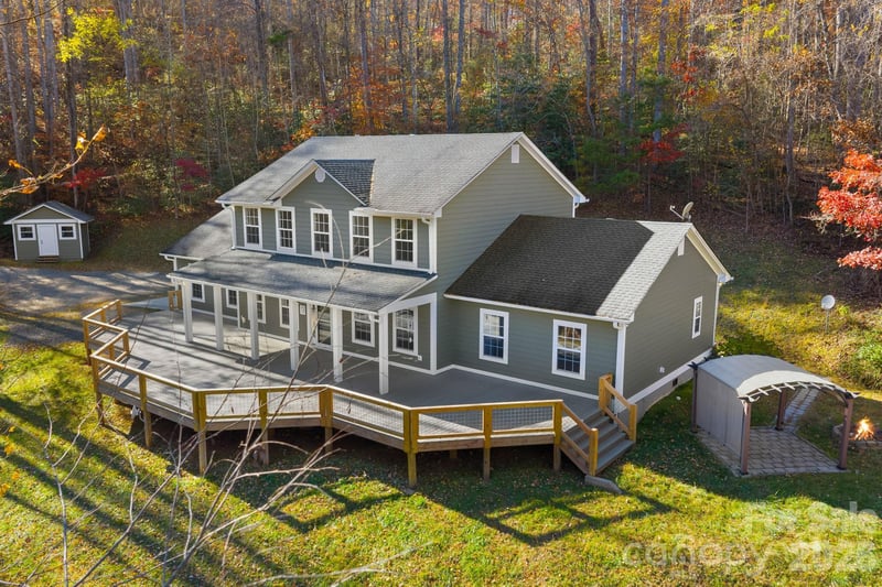 166 Jay Bird Dr, Sylva, NC 28779