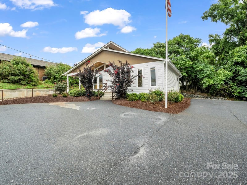 147 Court St, Rutherfordton, NC 28139