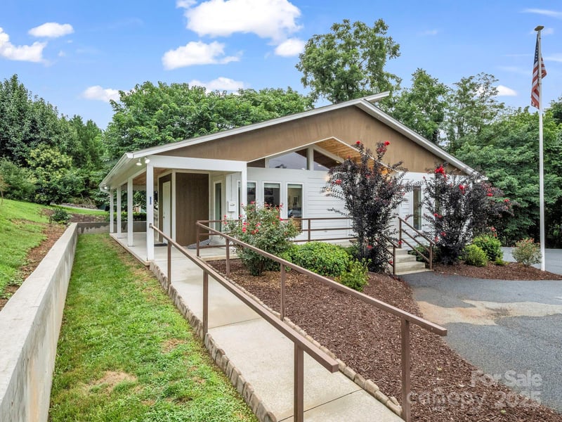 147 Court St, Rutherfordton, NC 28139